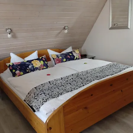 Michaela Bucher * Friedrichshafen